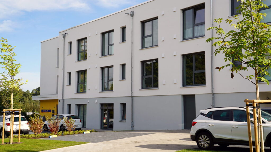 Bielefeld; Bonitas, First Retail