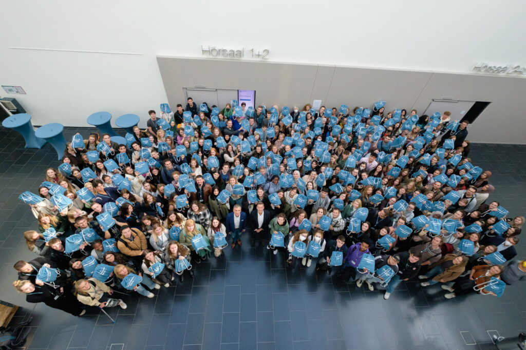 380 Erstsemester an der HSG