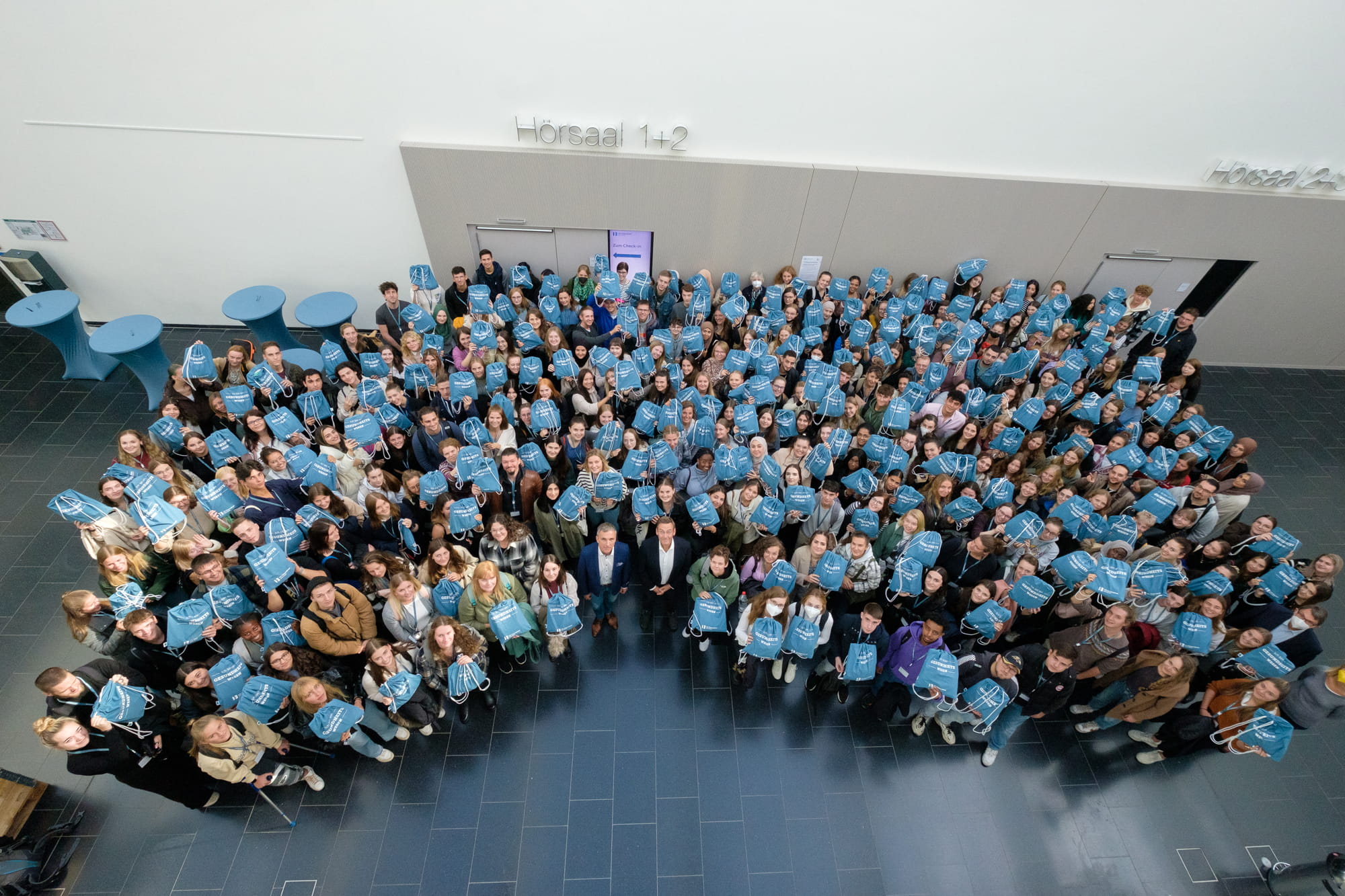 380 Erstsemester an der HSG