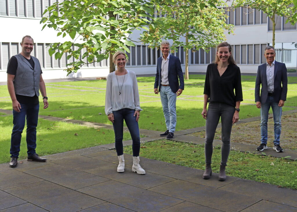 Die Hochschule für Gesundheit in Bochum und die Techniker Krankenkasse beginnen ein gemeinsames Projekt, das die Gesundheit von Studierenden unterstützen soll.