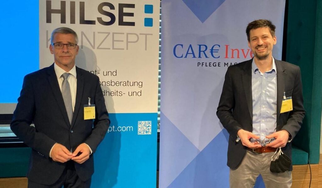 Thomas Hilse (li.) und Giovanni Bruno auf dem Marketingkongress Pflegewirtschaft