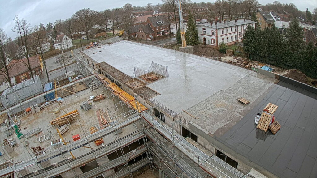 In Hohenlockstedt wird eine bestehende Einrichtung saniert und durcheinen Neubau ergänzt. Carestone Projekt, Argentum Betreiber.