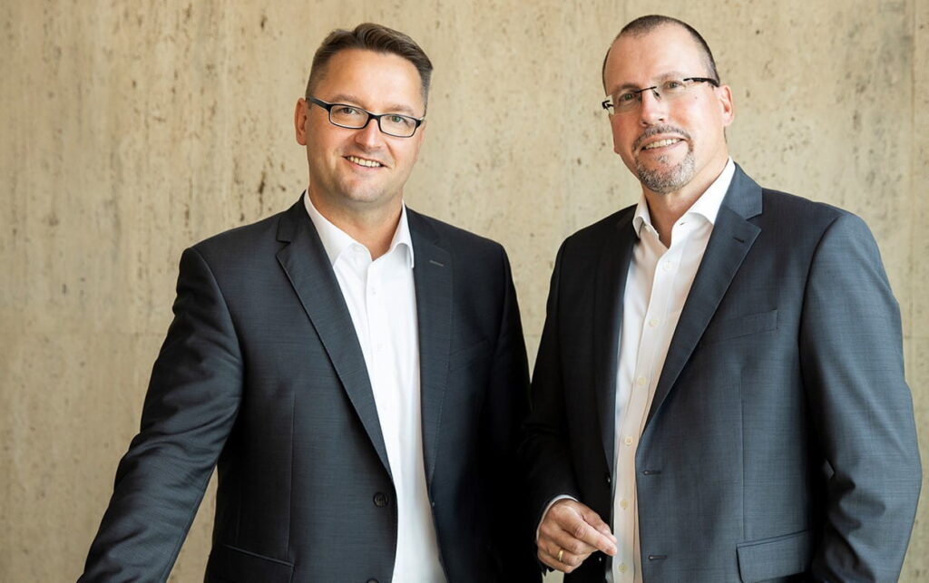 Wecare CEO Markus Mitzenheim (l.) und CFO Thomas Kruggel