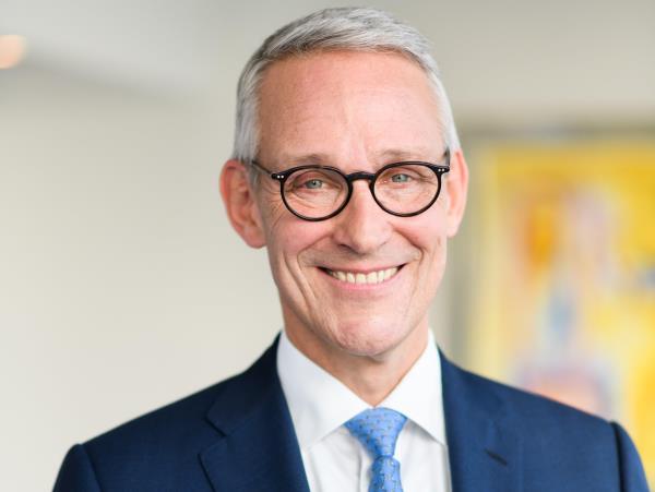 Harald Schmitz; BFS
