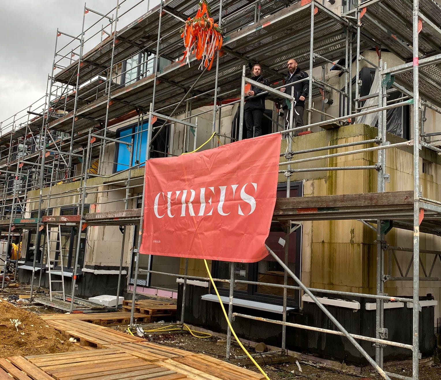 Cureus und Libento feiern Richtfest  für Seniorenresidenz Solingen